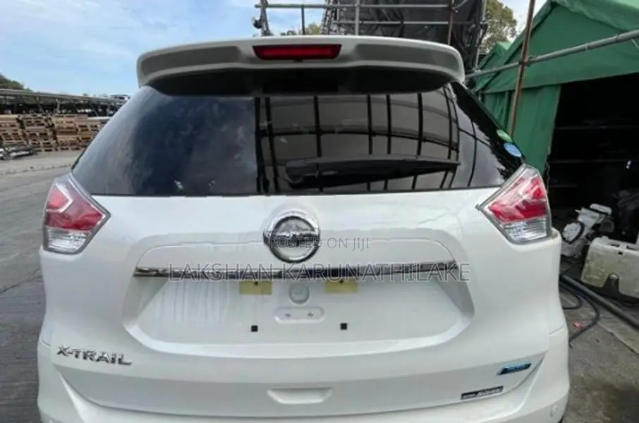 Nissan X-Trail Dicky Door