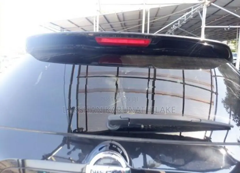 Nissan X-Trail Dicky Door