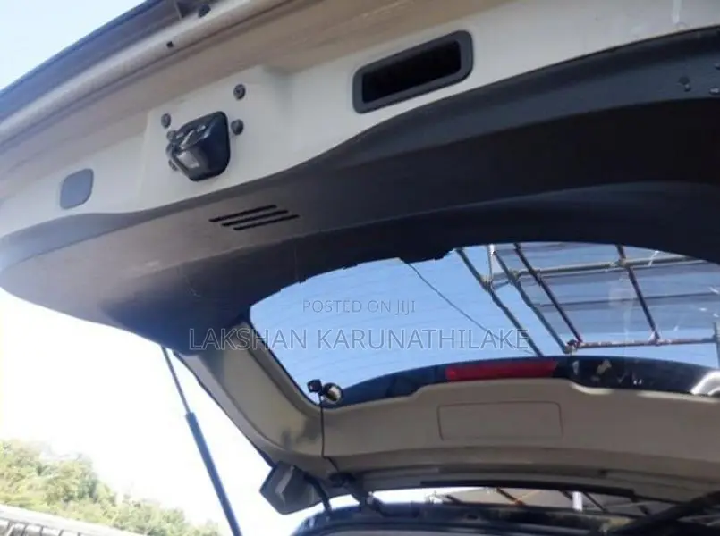Nissan X-Trail Dicky Door
