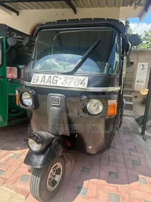 Bajaj 4 Stroke 2013 Three Wheel (Used)