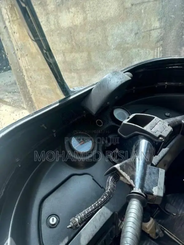 Bajaj 4 Stroke 2013 Three Wheel (Used)