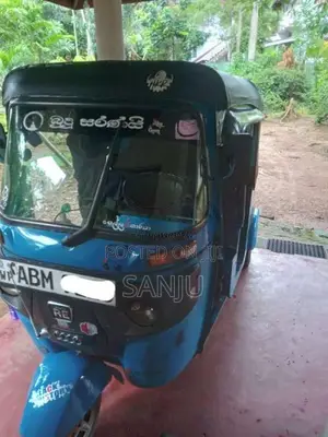 Bajaj 4 Stroke 2016 Three Wheel (Used)