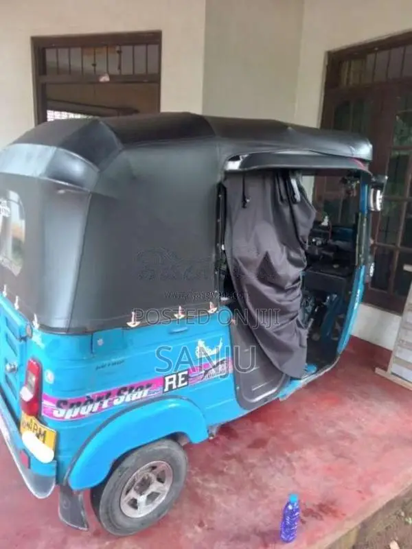 Bajaj 4 Stroke 2016 Three Wheel (Used)