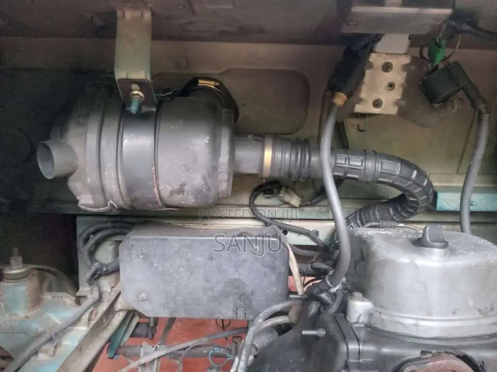 Bajaj 4 Stroke 2016 Three Wheel (Used)
