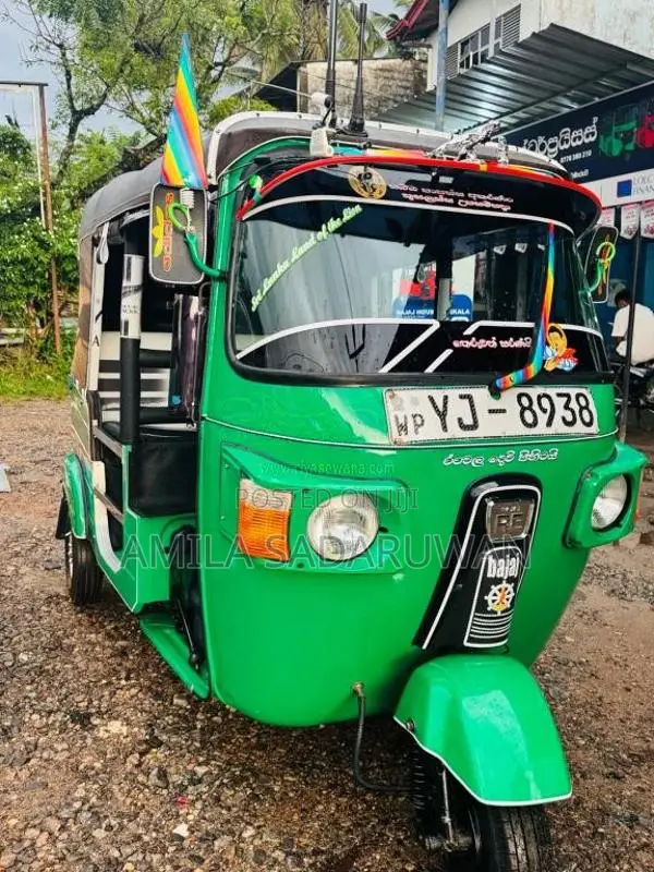 Bajaj RE 2012 Three Wheel (Used)