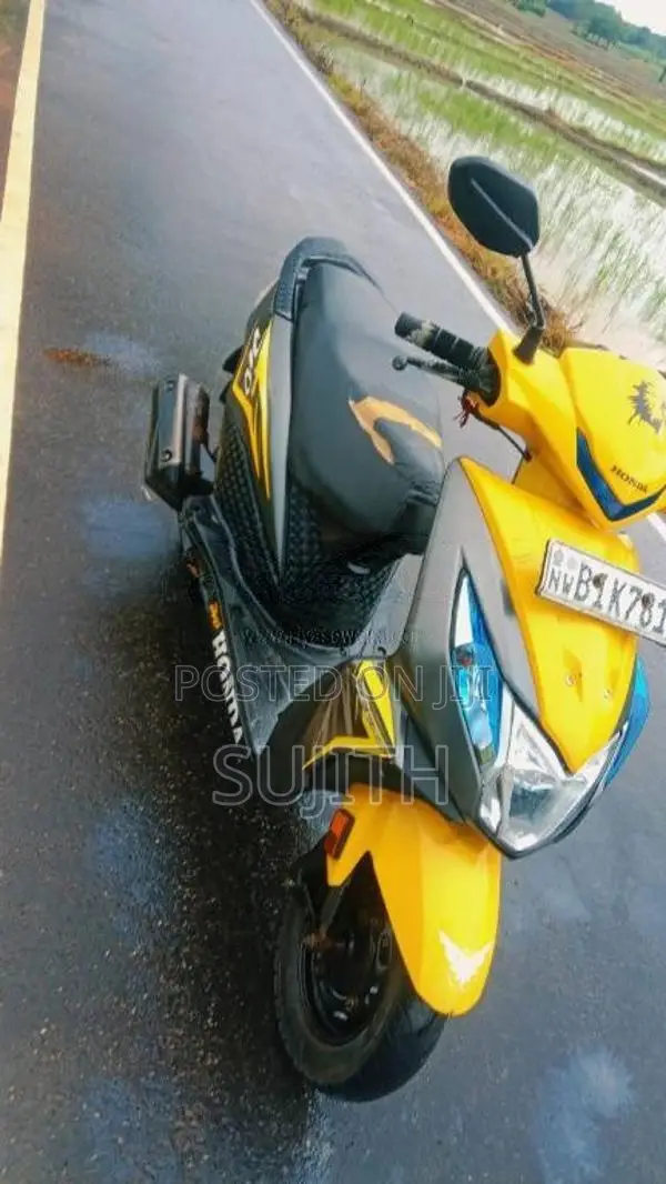 Honda Dio 2019 Motorbike (Used)