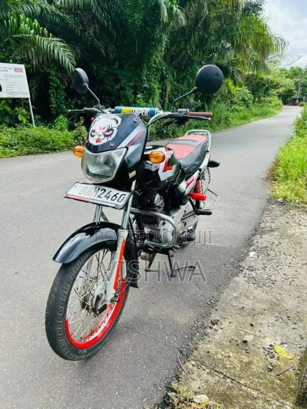 Bajaj CT-100 2013 Motorbike (Used)