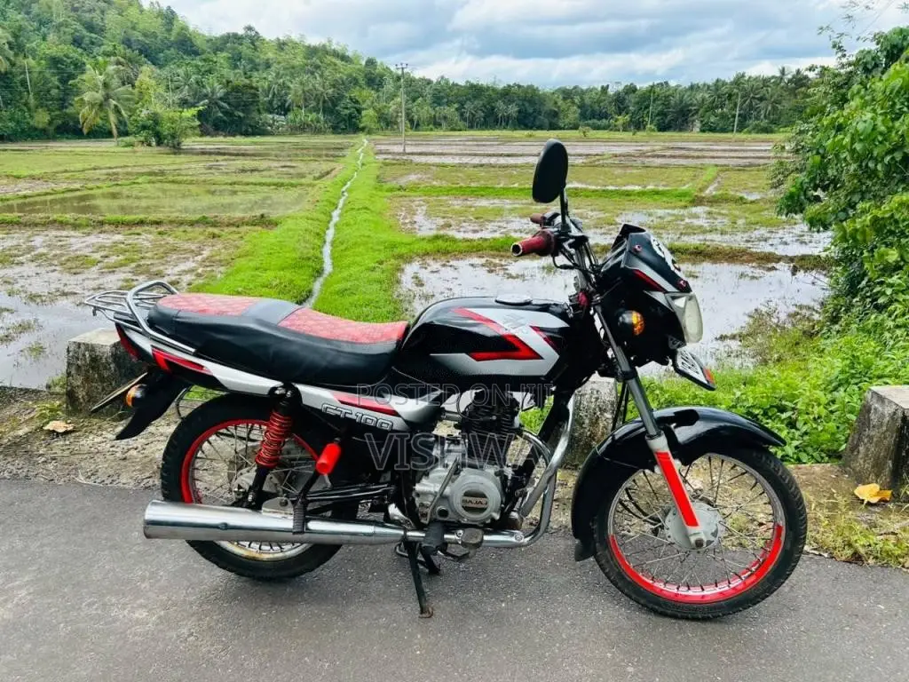 Bajaj CT-100 2013 Motorbike (Used)