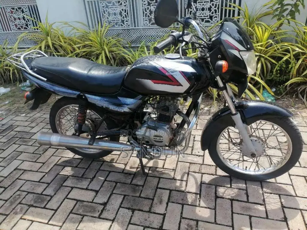Bajaj CT-100 2013 Motorbike (Used)