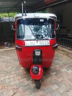Bajaj 4 Stroke 2009 Three Wheel (Used)