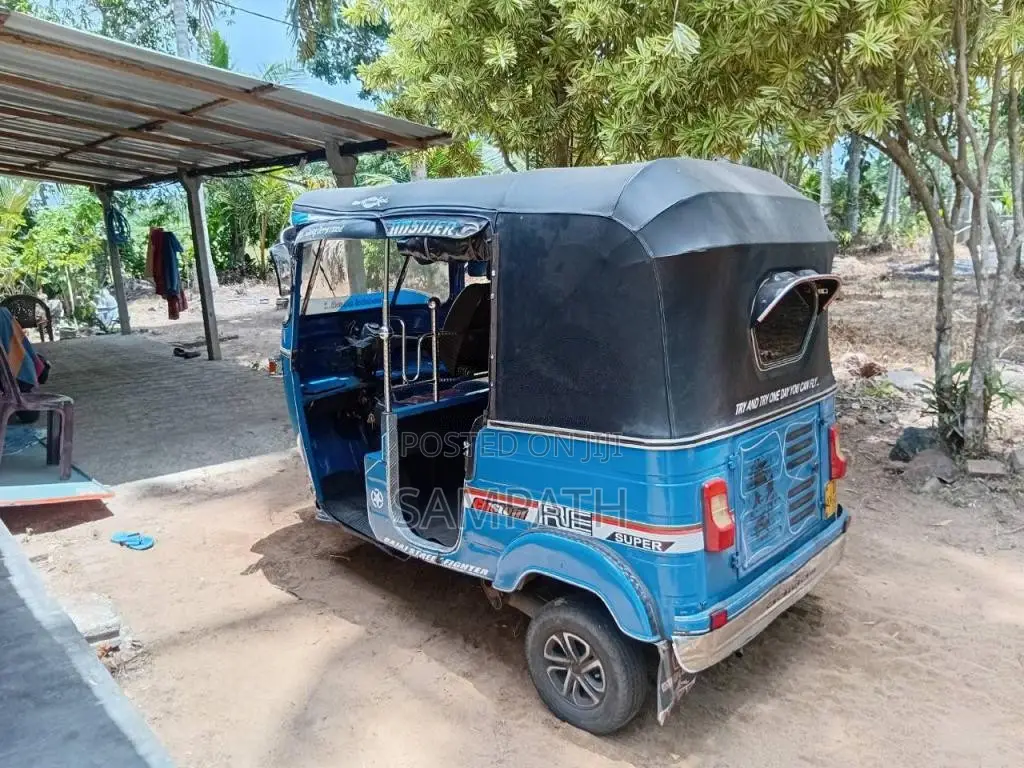 Bajaj Re 4s 2007 Three Wheel (Used)