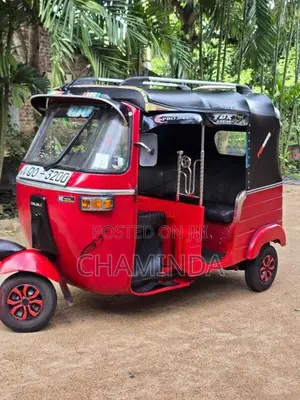 Bajaj 4 Stroke 2008 Three Wheel (Used)