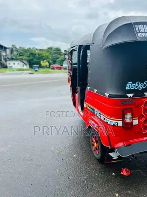 Bajaj 4 Stroke 2010 Three Wheel (Used)