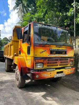 Ashok-Leyland 1613 Cargo Tipper 2010 Lorry (Used)