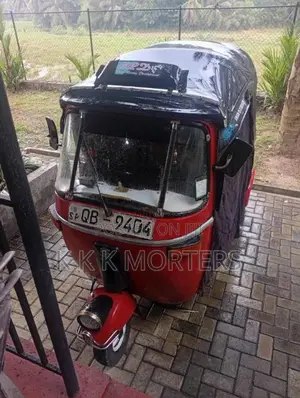 Bajaj 2 Stroke 2005 Three Wheel (Used)