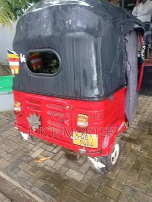 Bajaj 2 Stroke 2005 Three Wheel (Used)
