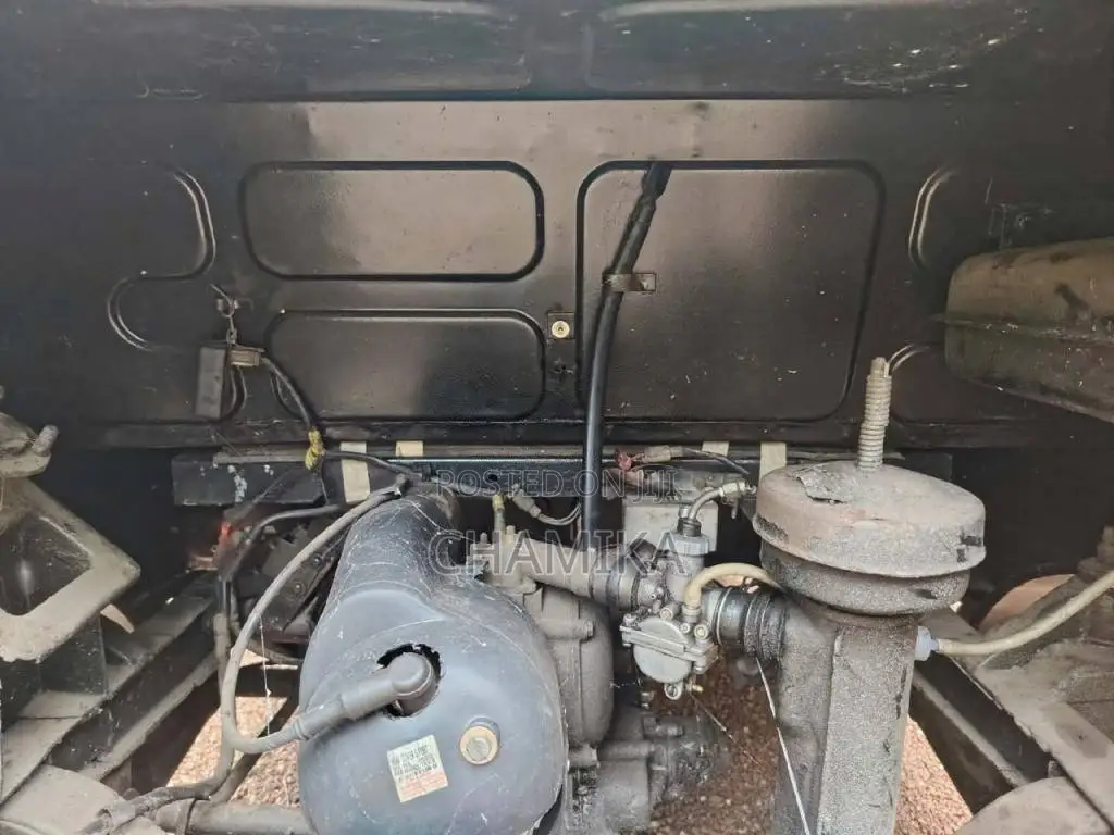 Bajaj RE 2 Stroke 2004 Three Wheel (Used)