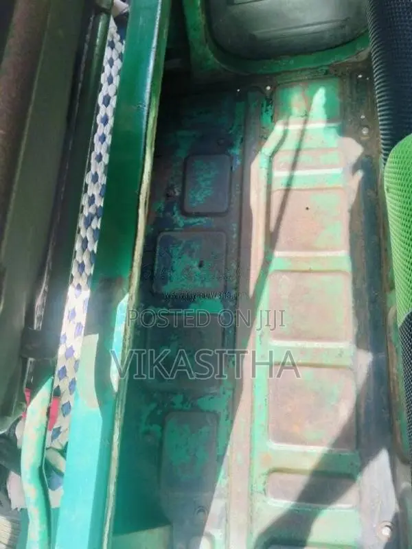 Bajaj 2 Stroke 2002 Three Wheel (Used)
