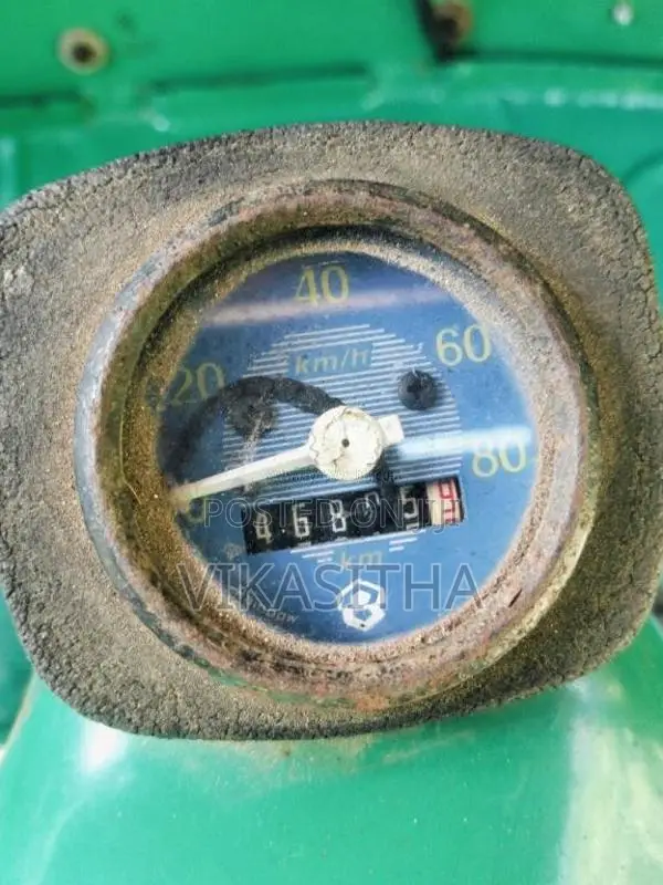 Bajaj 2 Stroke 2002 Three Wheel (Used)