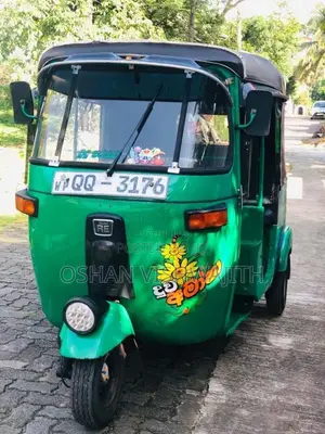 Bajaj 4 Stroke 2009 Three Wheel (Used)
