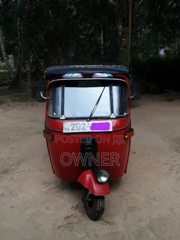Bajaj RE 2 Stroke 1996 Three Wheel (Used)