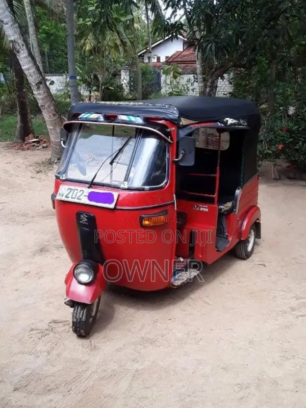 Bajaj RE 2 Stroke 1996 Three Wheel (Used)