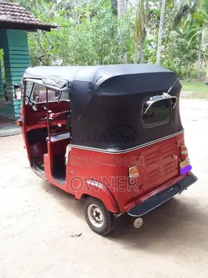 Bajaj RE 2 Stroke 1996 Three Wheel (Used)