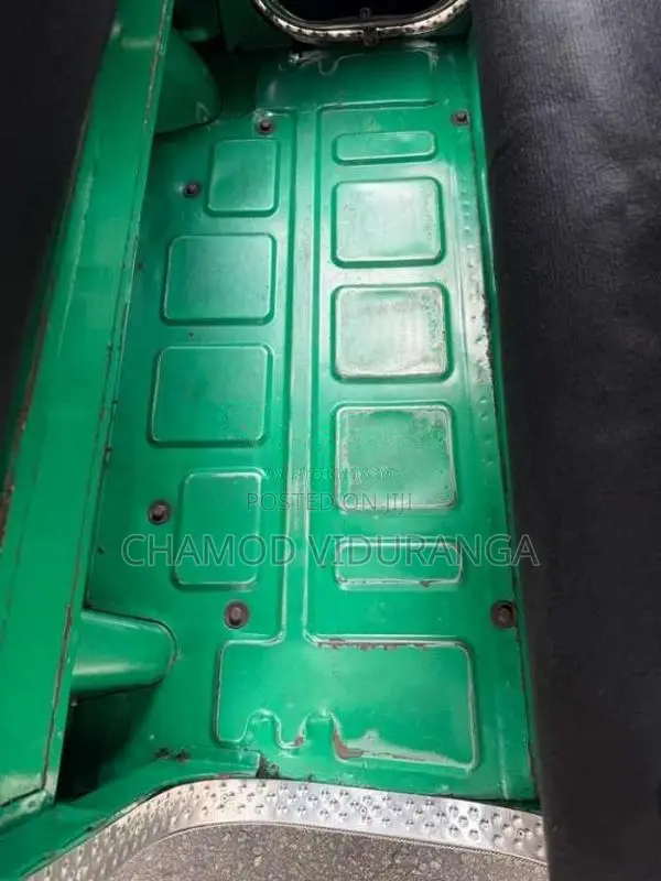 Bajaj 4 Stroke 2014 Three Wheel (Used)
