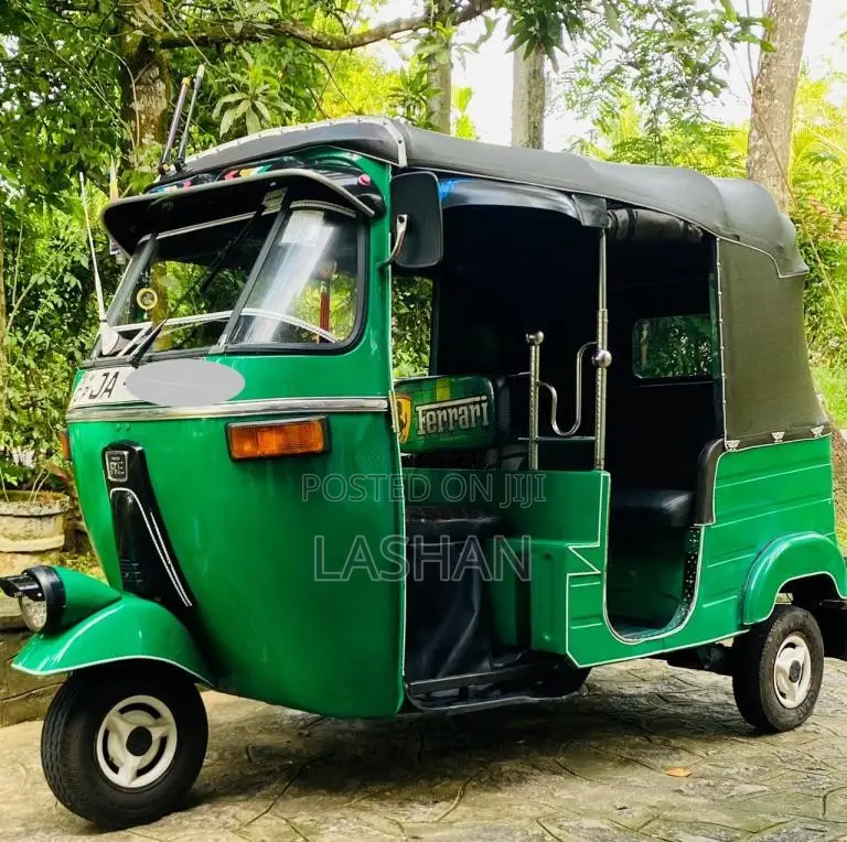 Bajaj RE 2004 Three Wheel (Used)