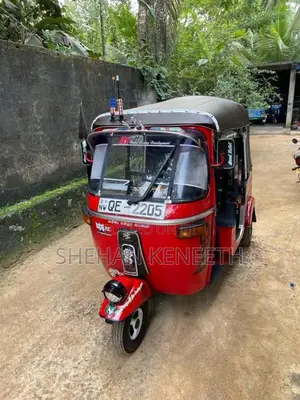 Bajaj RE 2 Stroke 2006 Three Wheel (Used)