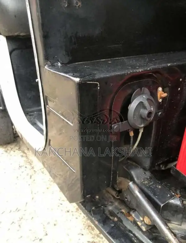 Bajaj 4 Stroke 2010 Three Wheel (Used)