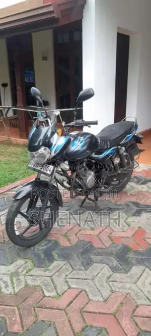 Bajaj Discover 2010 Motorbike (Used)