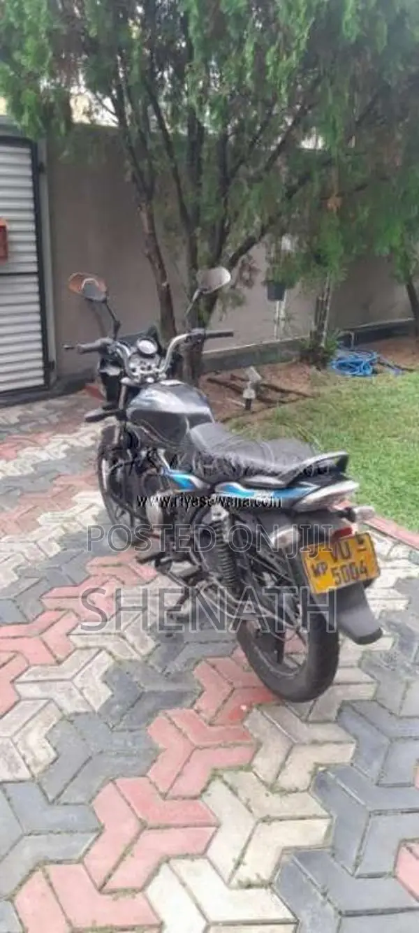 Bajaj Discover 2010 Motorbike (Used)