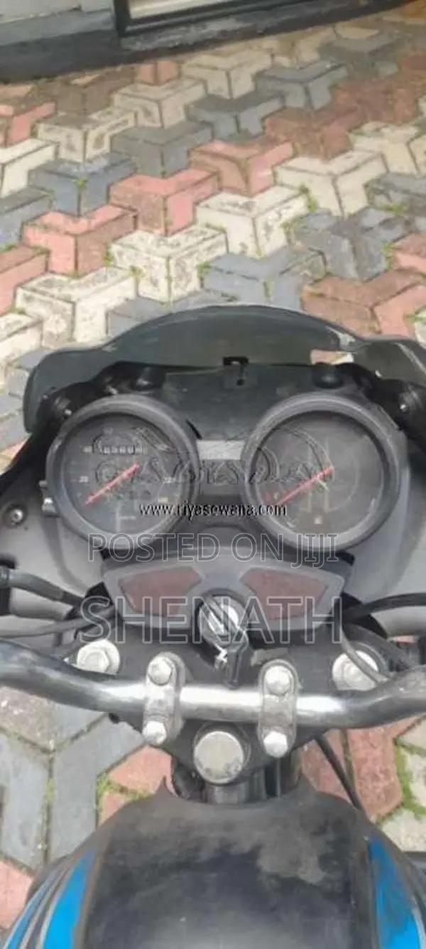 Bajaj Discover 2010 Motorbike (Used)