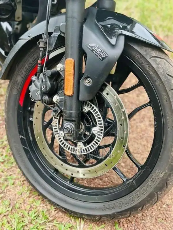 Bajaj Pulsar N160 2025 Motorbike (Used)
