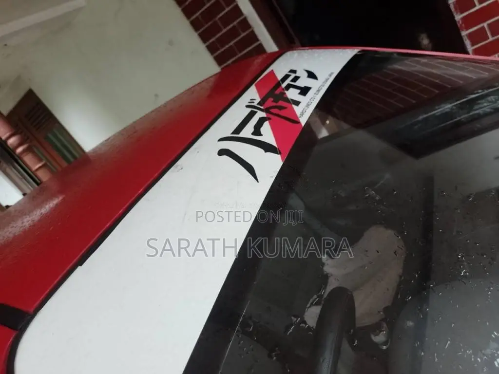 Hyundai  2000 Car (Used)