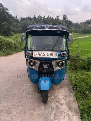 Bajaj 4 stroke 2014 Three Wheel (Used)