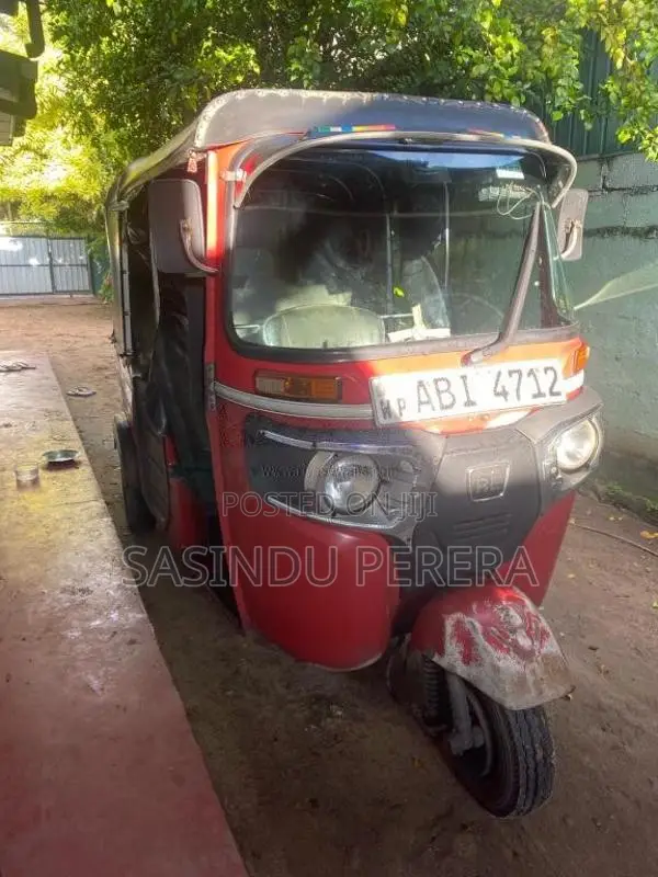 Bajaj RE 4 Stroke 2016 Three Wheel (Used)