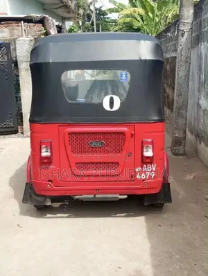 Bajaj RE 4 Stroke 2025 Three Wheel (Used)