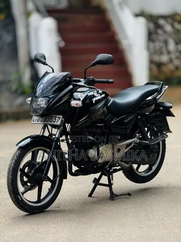 Bajaj Pulsar 150 2015 Motorbike (Used)