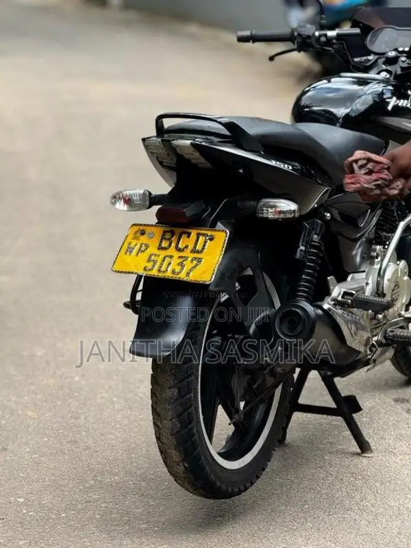 Bajaj Pulsar 150 2015 Motorbike (Used)