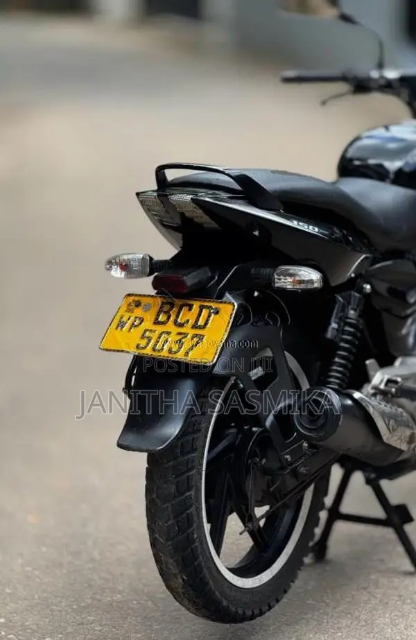 Bajaj Pulsar 150 2015 Motorbike (Used)