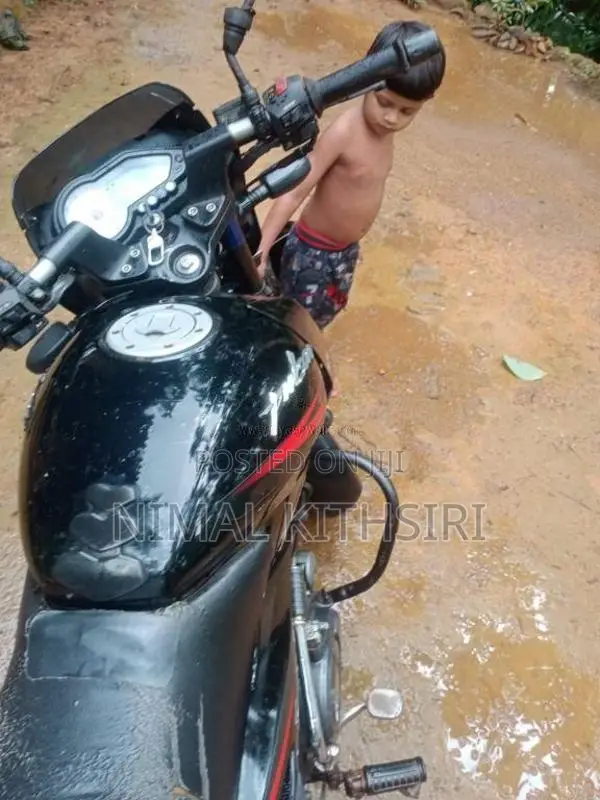 Bajaj Pulsar 2017 Motorbike (Used)