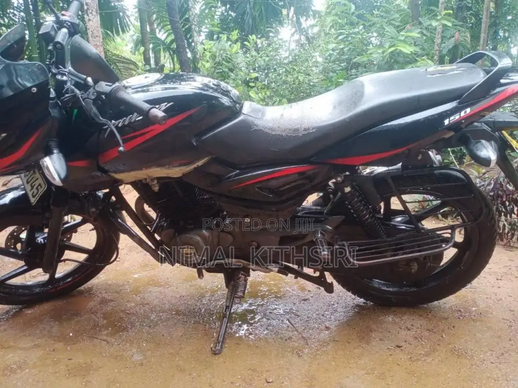 Bajaj Pulsar 2017 Motorbike (Used)
