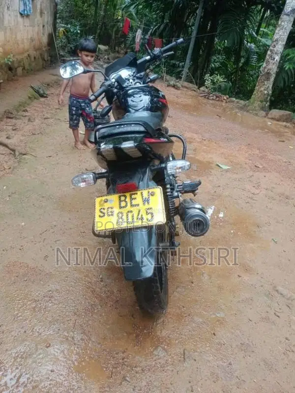 Bajaj Pulsar 2017 Motorbike (Used)