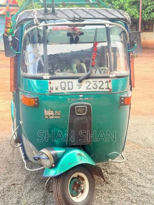 Bajaj 2 stroke 2006 Three Wheel (Used)