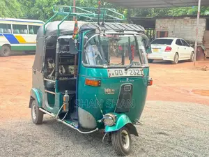 Bajaj 2 stroke 2006 Three Wheel (Used)