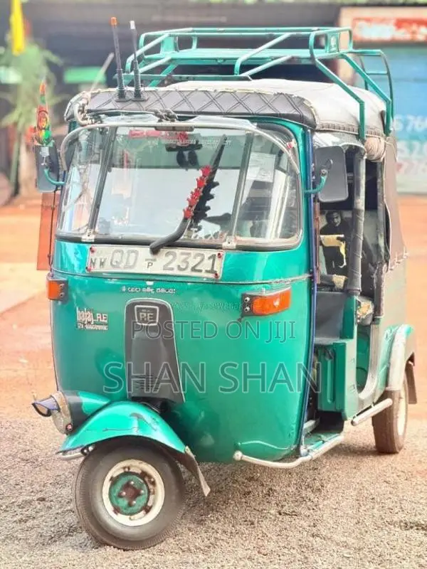 Bajaj 2 stroke 2006 Three Wheel (Used)