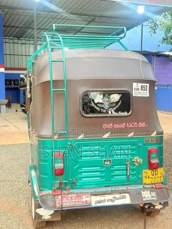 Bajaj 2 stroke 2006 Three Wheel (Used)