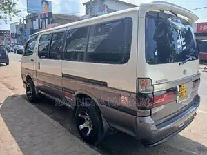 Toyota Dolphin LH113 1994 Van (Used)